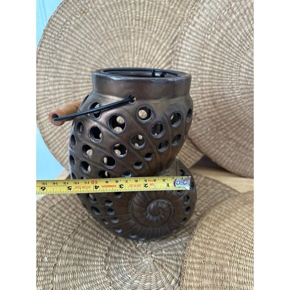 Marshalls brown shell Decor - Picture 4 of 10